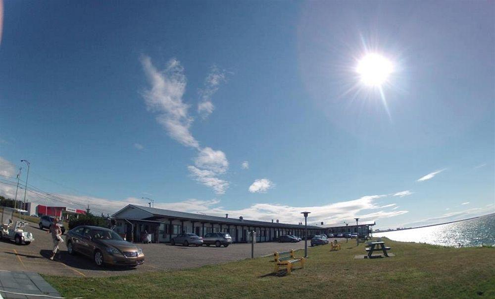 Motel La Marina Matane Kültér fotó
